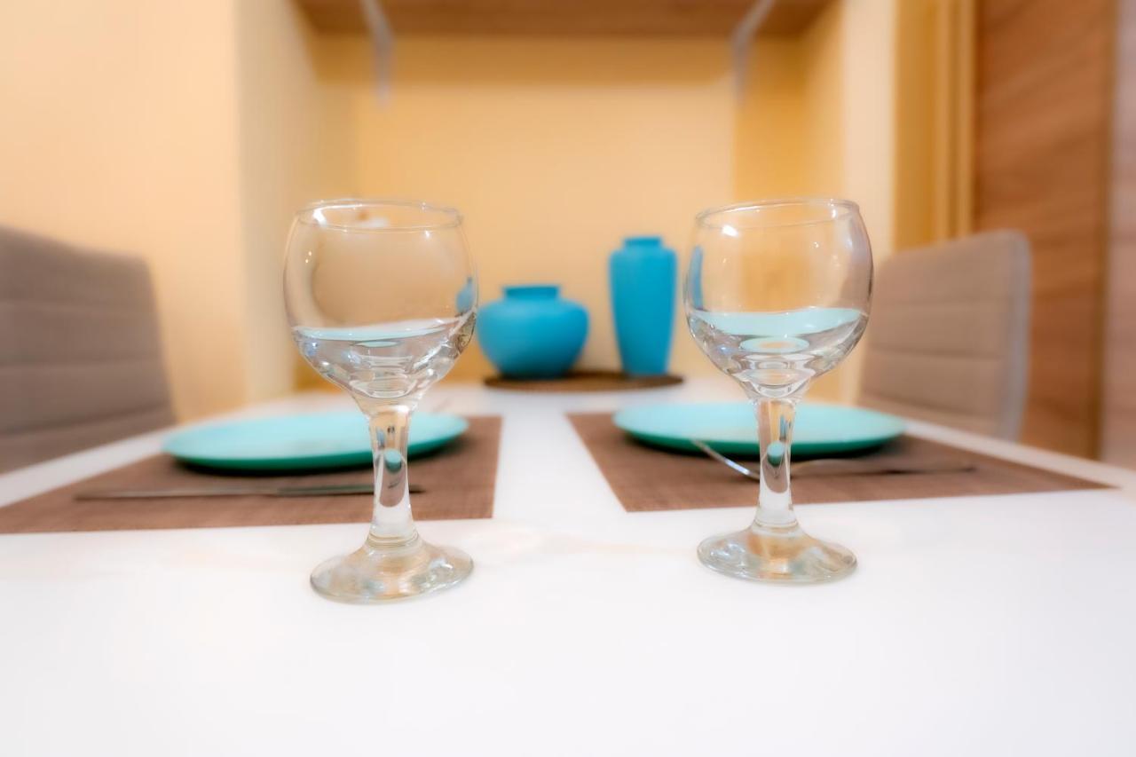 אתונה Myrtle, City Center Renovated Apartment מראה חיצוני תמונה